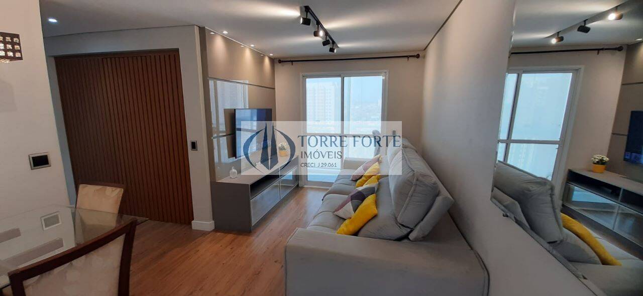 Apartamento à venda com 3 quartos, 66m² - Foto 2