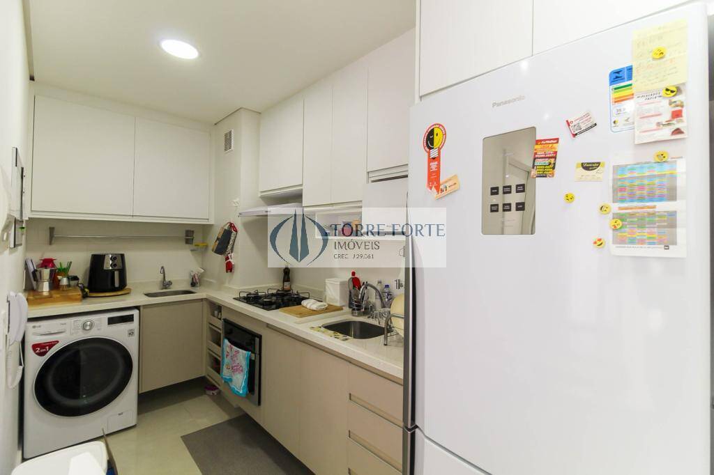 Apartamento à venda com 2 quartos, 38m² - Foto 8