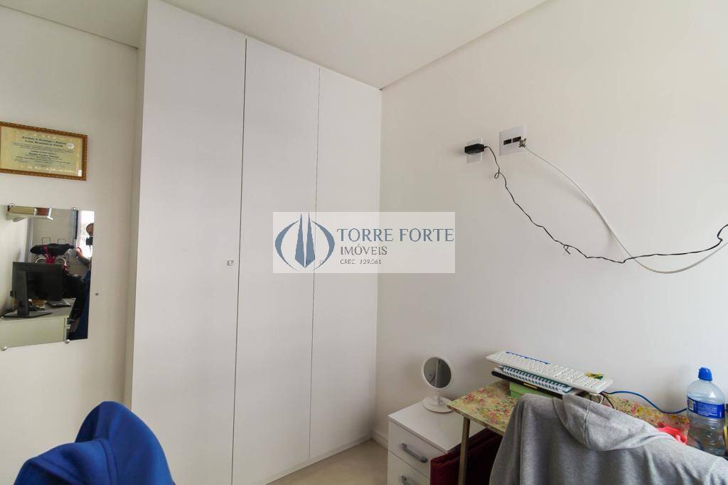 Apartamento à venda com 2 quartos, 38m² - Foto 17