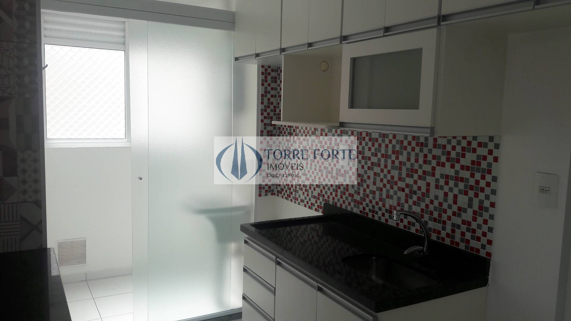 Apartamento à venda com 2 quartos, 56m² - Foto 1