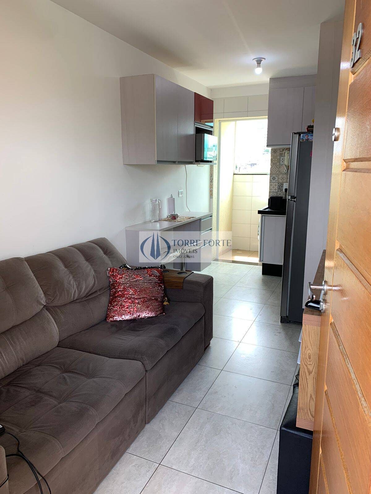 Apartamento à venda com 2 quartos, 56m² - Foto 1