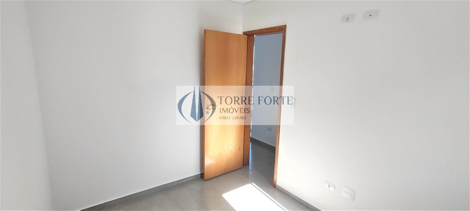 Apartamento à venda com 2 quartos, 42m² - Foto 7