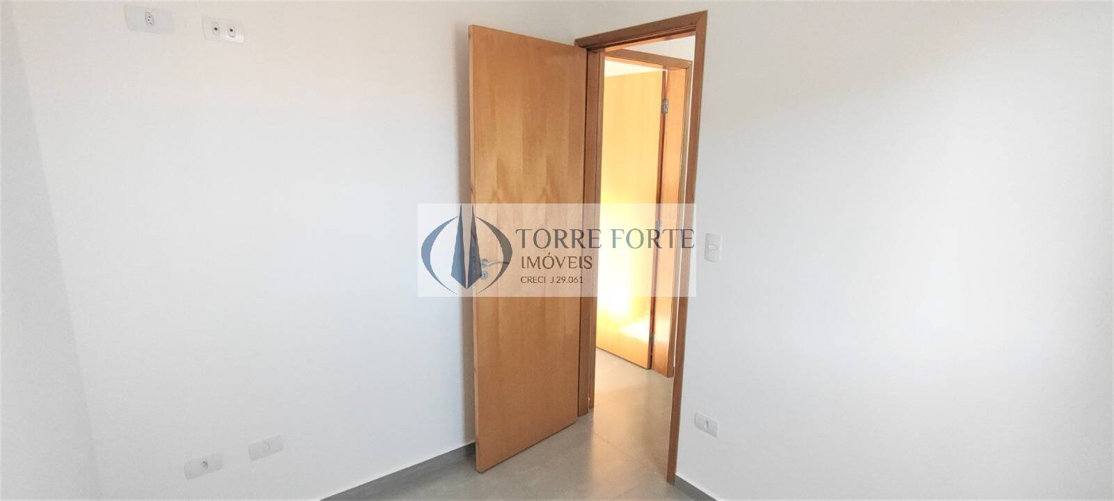 Apartamento à venda com 2 quartos, 42m² - Foto 27