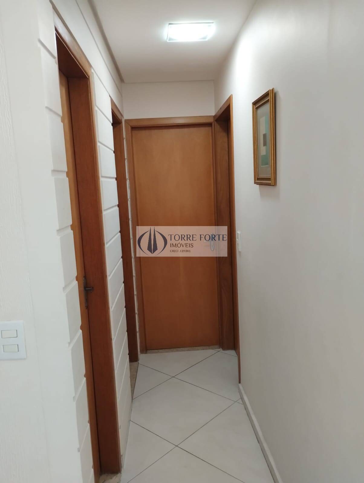 Apartamento à venda com 3 quartos, 68m² - Foto 2