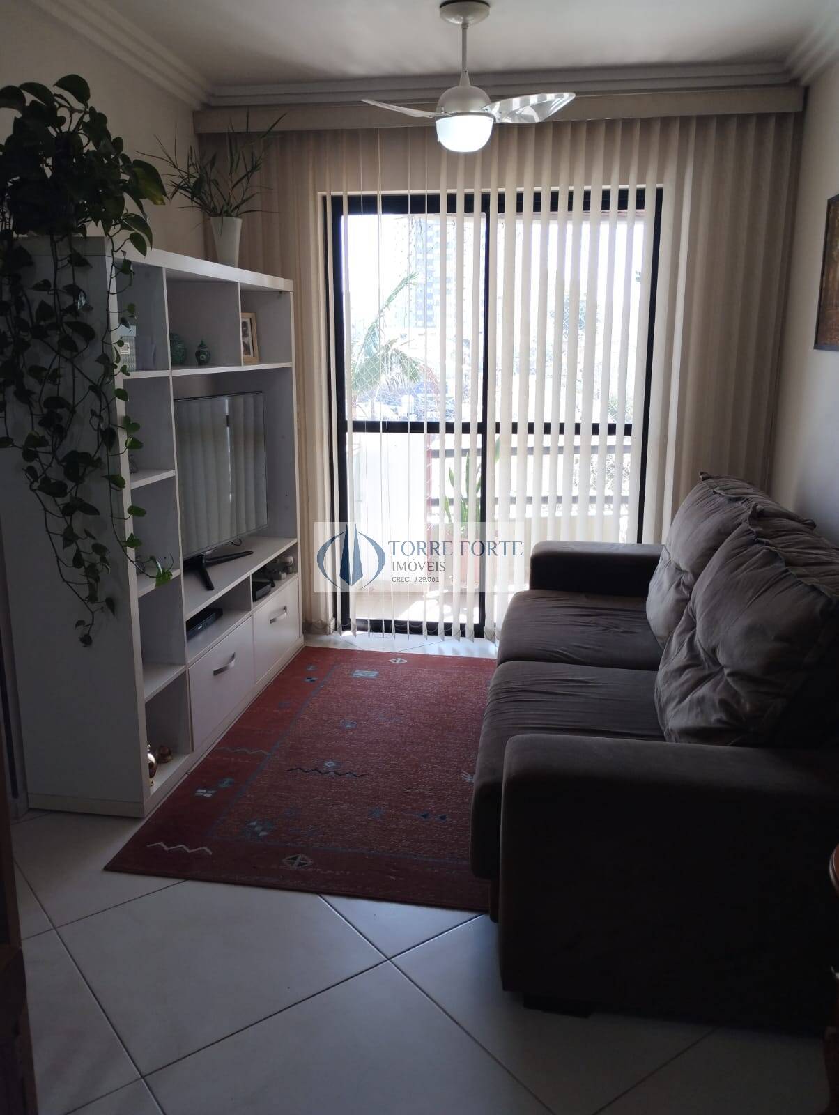 Apartamento à venda com 3 quartos, 68m² - Foto 1