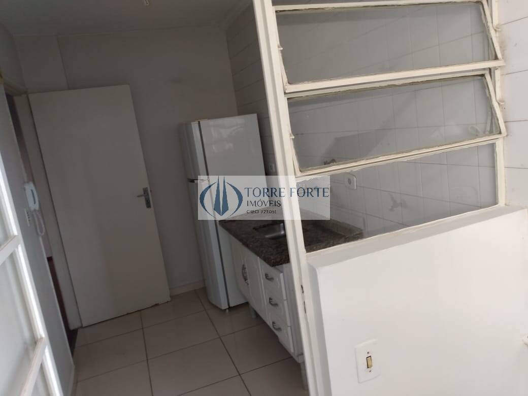 Apartamento à venda com 2 quartos, 64m² - Foto 5