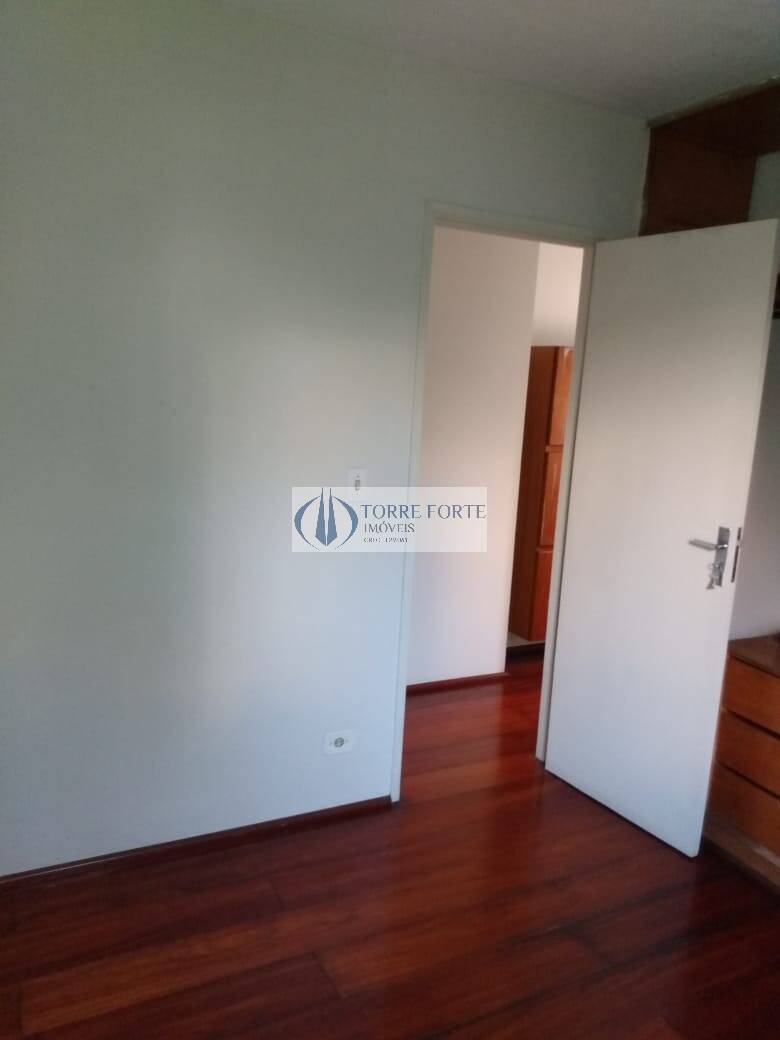 Apartamento à venda com 2 quartos, 64m² - Foto 9