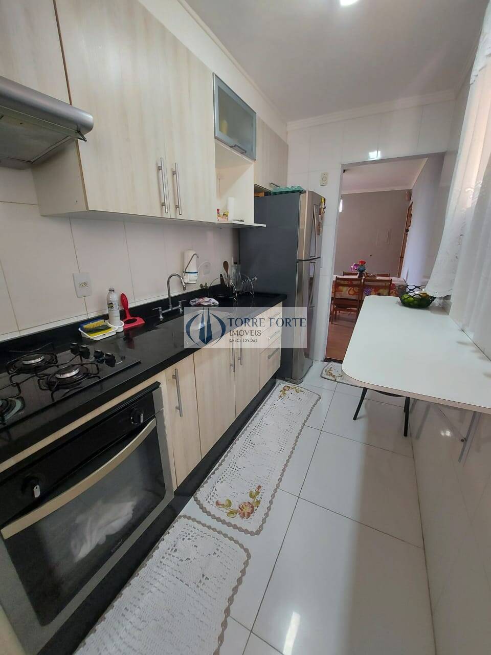 Apartamento à venda com 2 quartos, 72m² - Foto 4