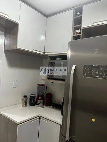 Apartamento à venda com 3 quartos, 82m² - Foto 2