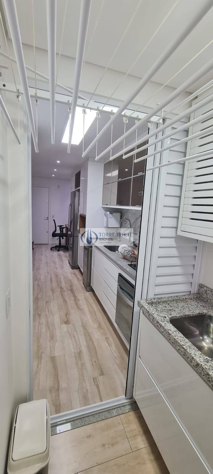 Apartamento à venda com 2 quartos, 69m² - Foto 19