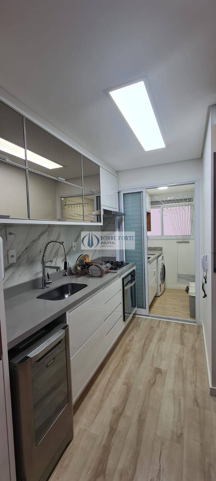 Apartamento à venda com 2 quartos, 69m² - Foto 20