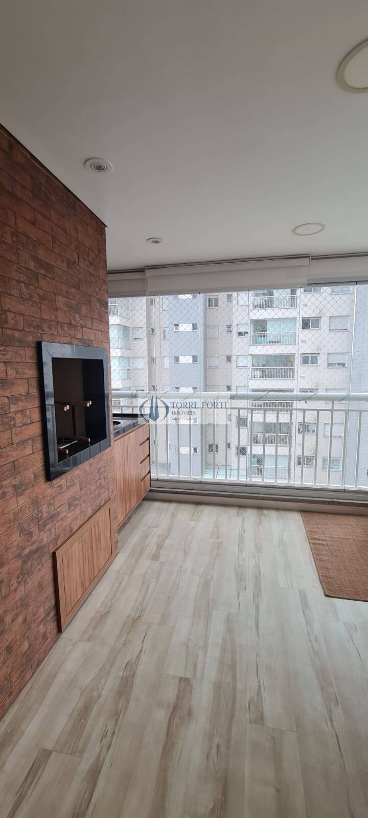 Apartamento à venda com 2 quartos, 69m² - Foto 2