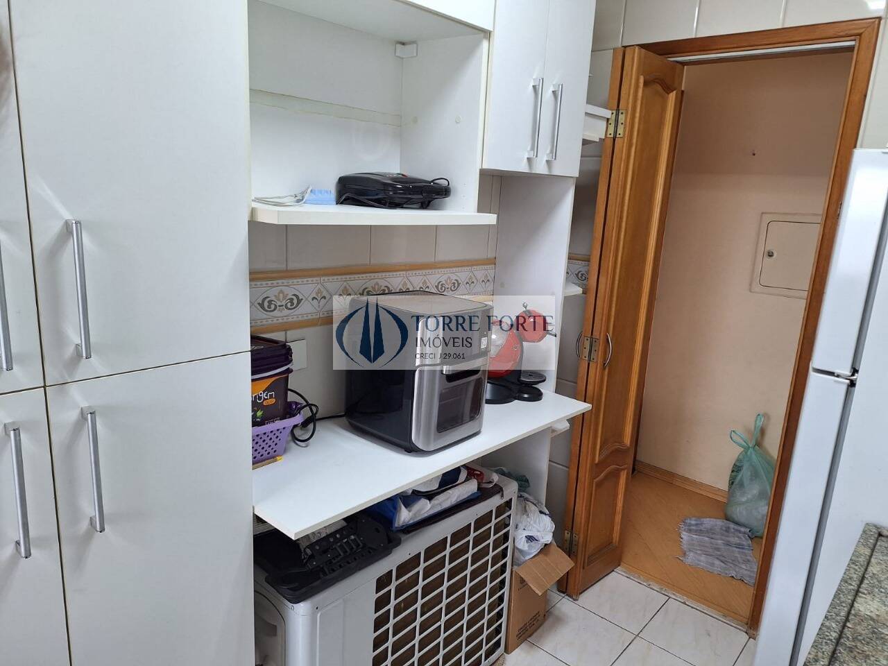 Apartamento à venda com 3 quartos, 67m² - Foto 4