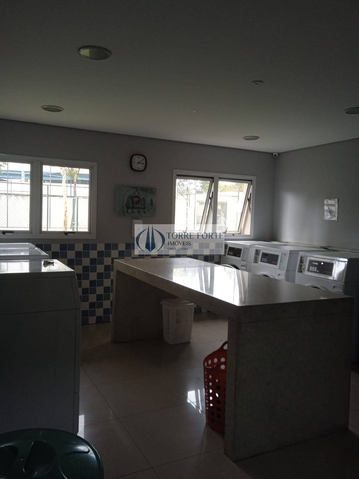 Apartamento à venda com 1 quarto, 33m² - Foto 21