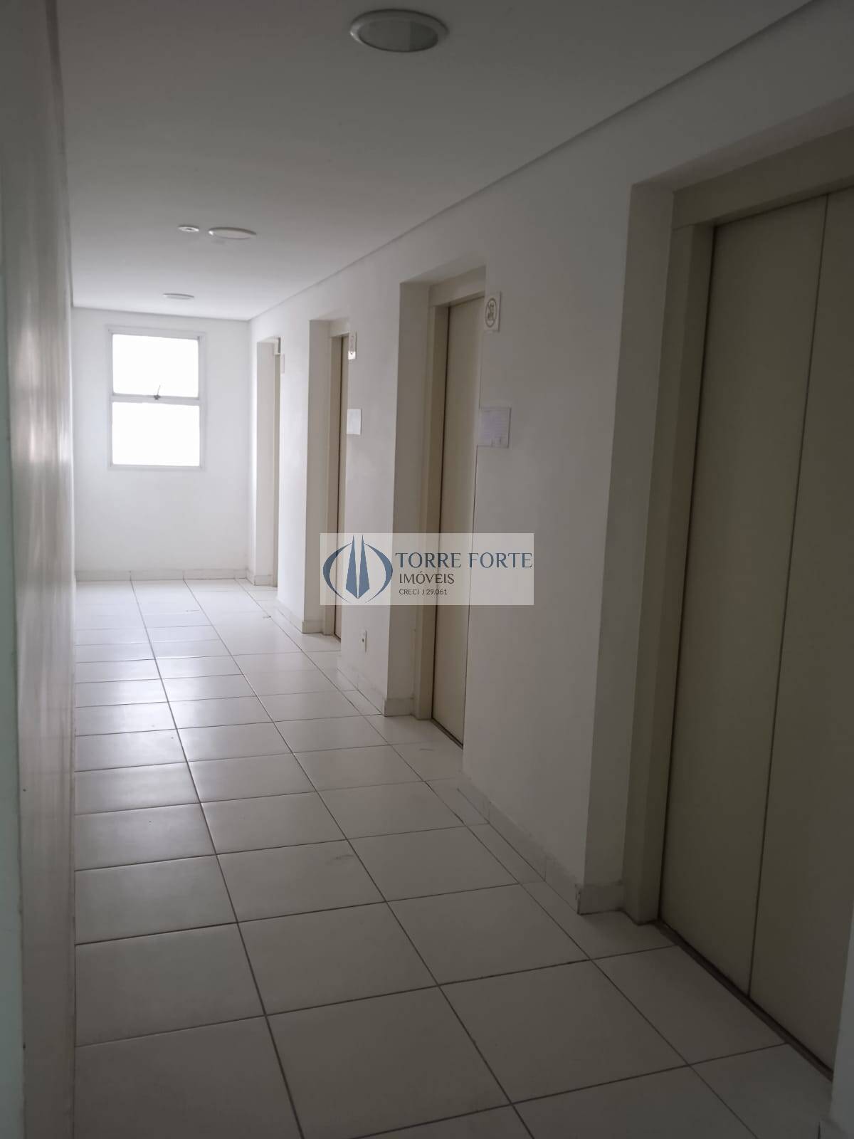 Apartamento à venda com 1 quarto, 33m² - Foto 28