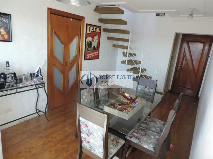 Apartamento à venda com 3 quartos, 107m² - Foto 2