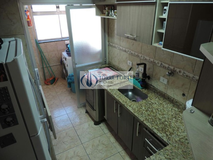 Apartamento à venda com 3 quartos, 107m² - Foto 18