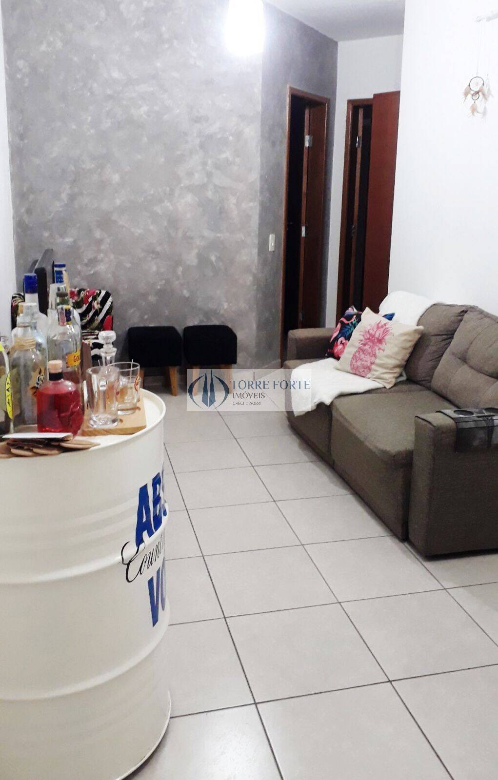 Apartamento à venda com 2 quartos, 45m² - Foto 8