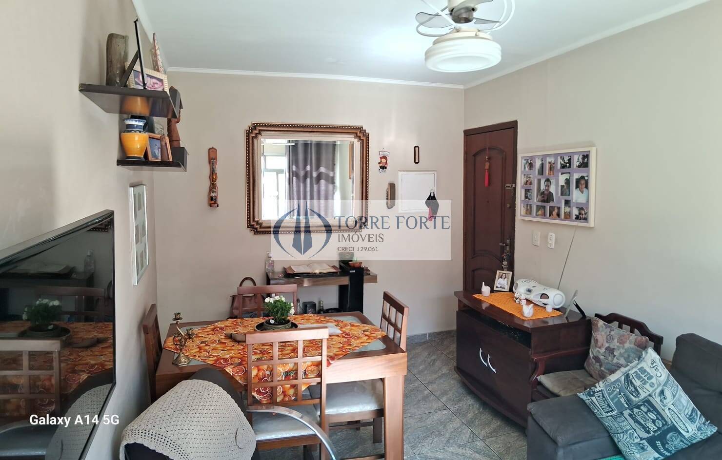 Apartamento à venda com 2 quartos, 65m² - Foto 2