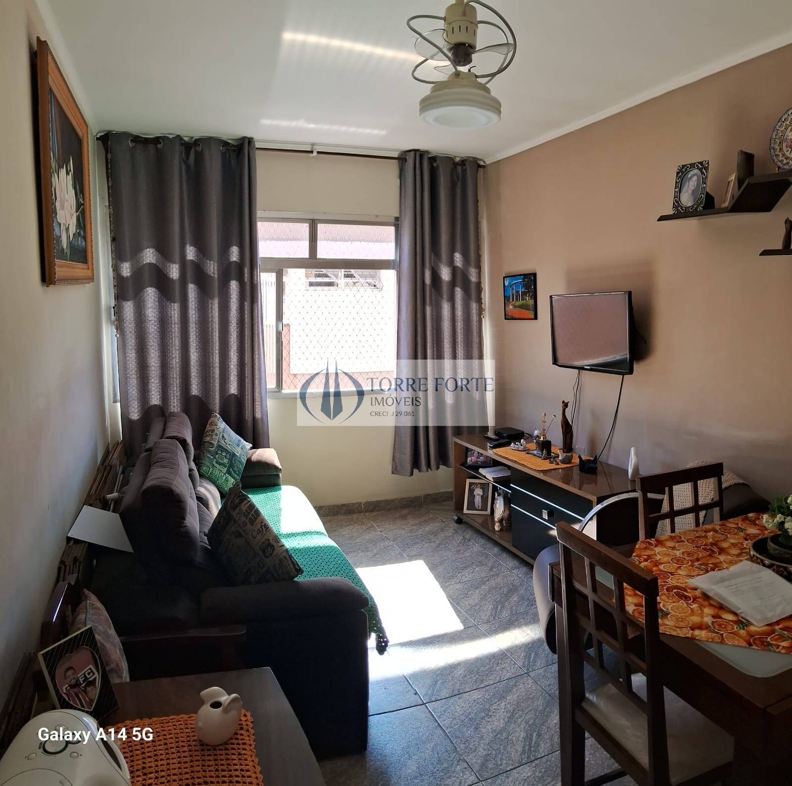 Apartamento à venda com 2 quartos, 65m² - Foto 1