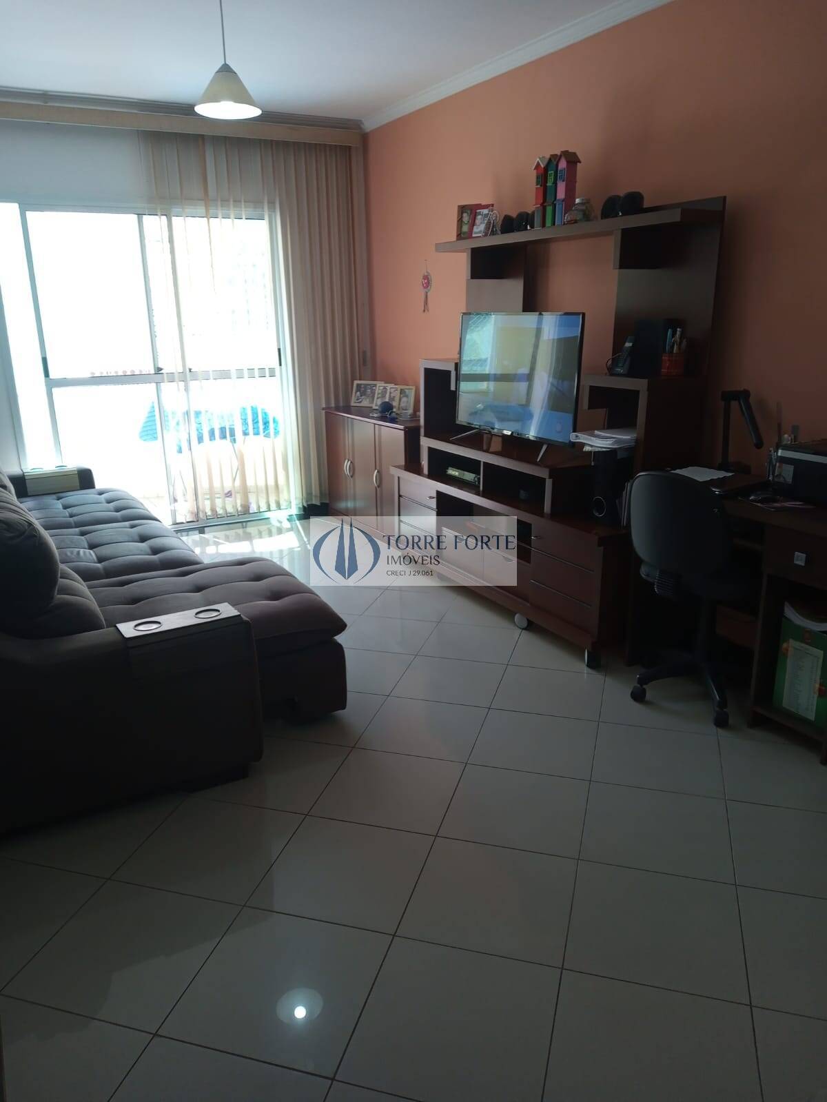 Apartamento à venda com 2 quartos, 86m² - Foto 2