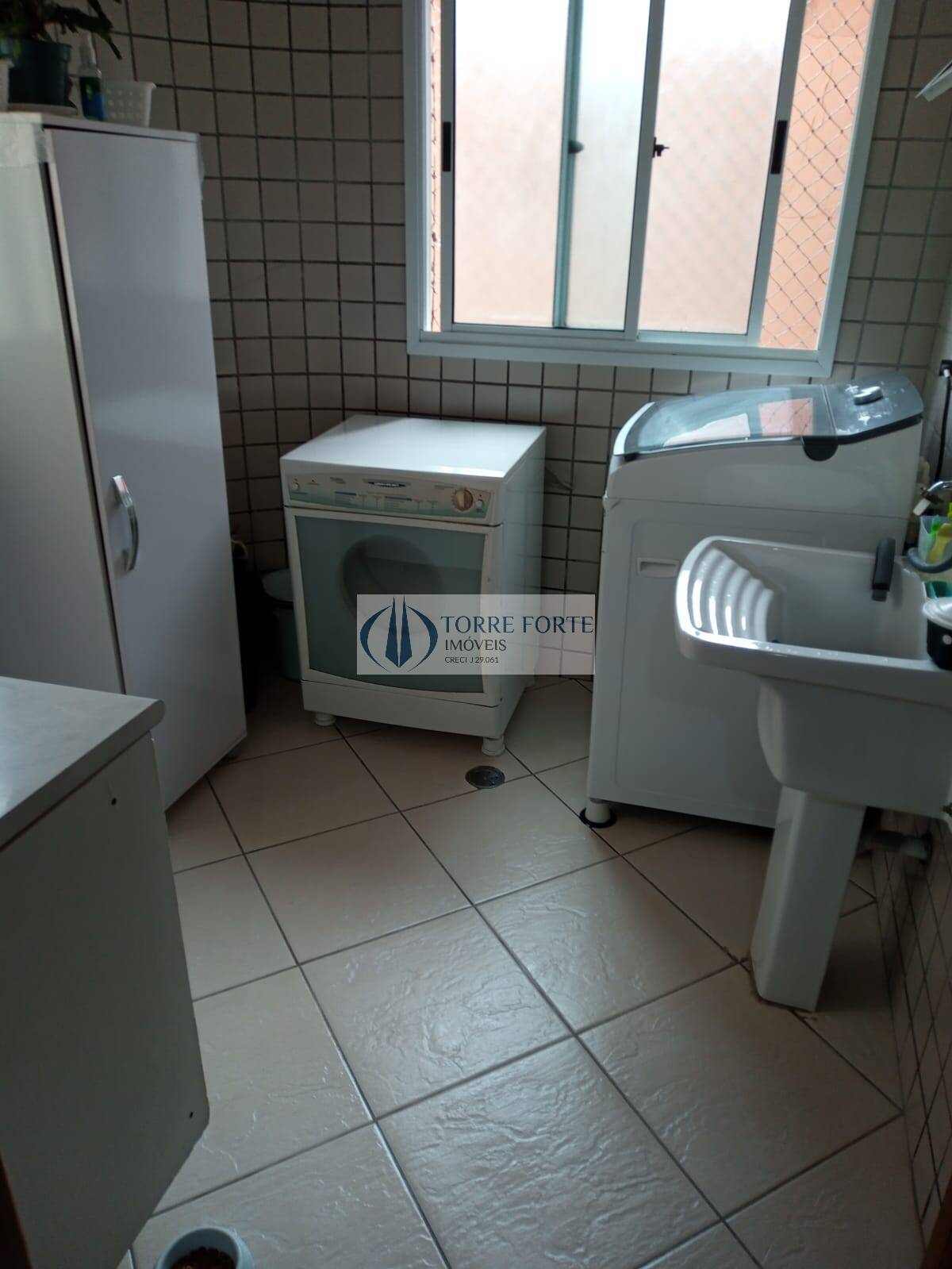 Apartamento à venda com 2 quartos, 86m² - Foto 22