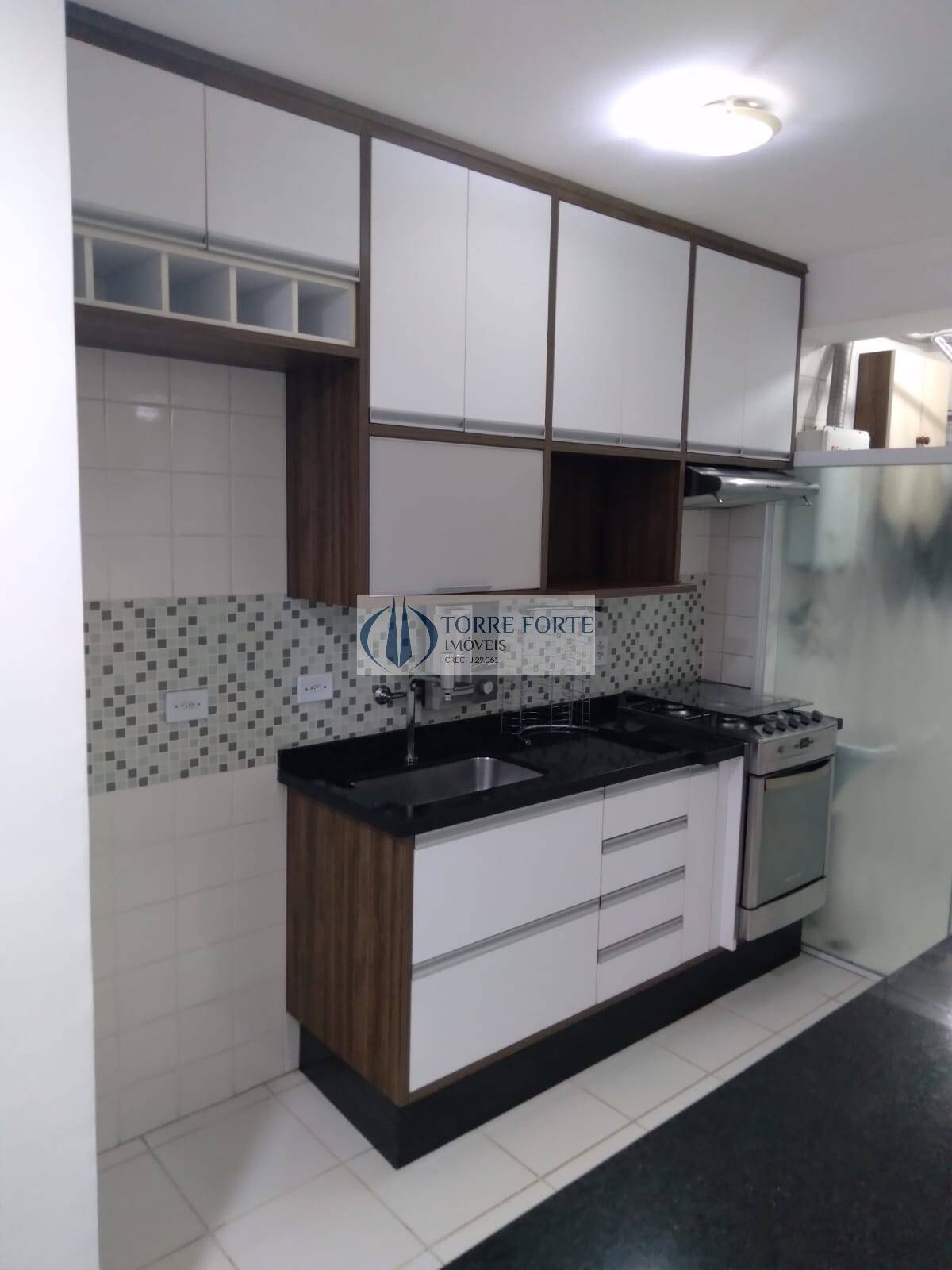 Apartamento à venda com 2 quartos, 64m² - Foto 4