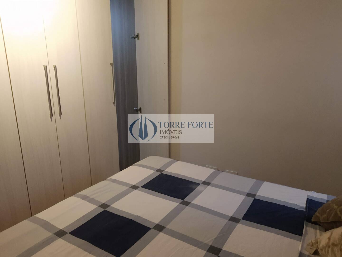 Apartamento à venda com 2 quartos, 60m² - Foto 3