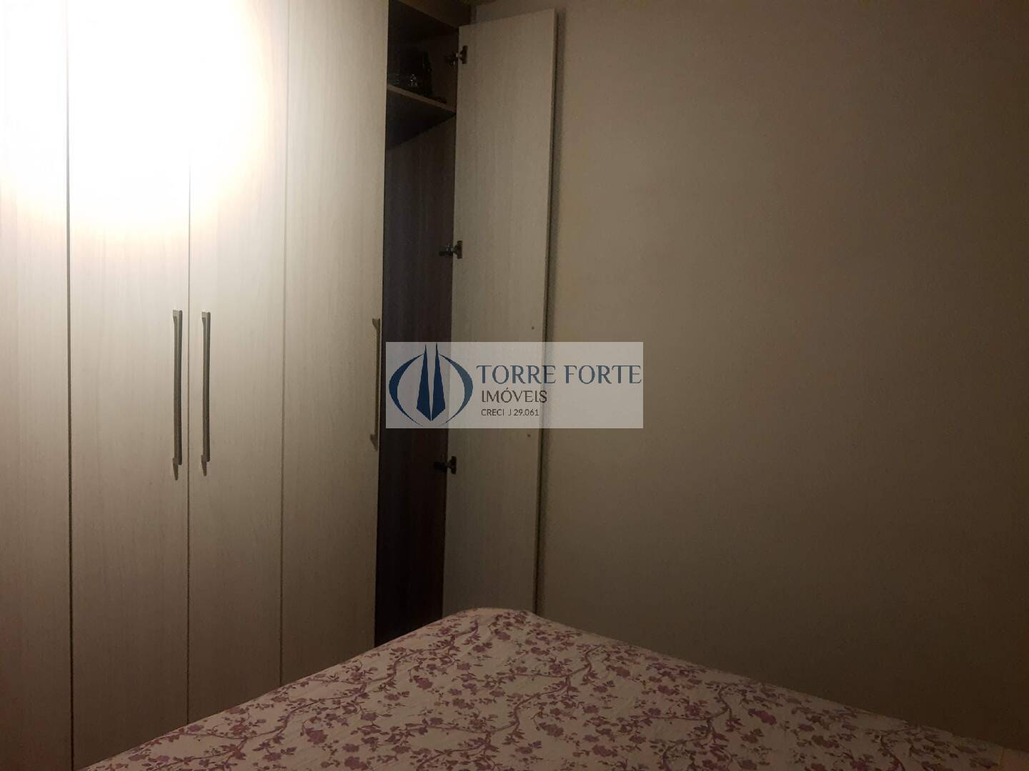 Apartamento à venda com 2 quartos, 60m² - Foto 19