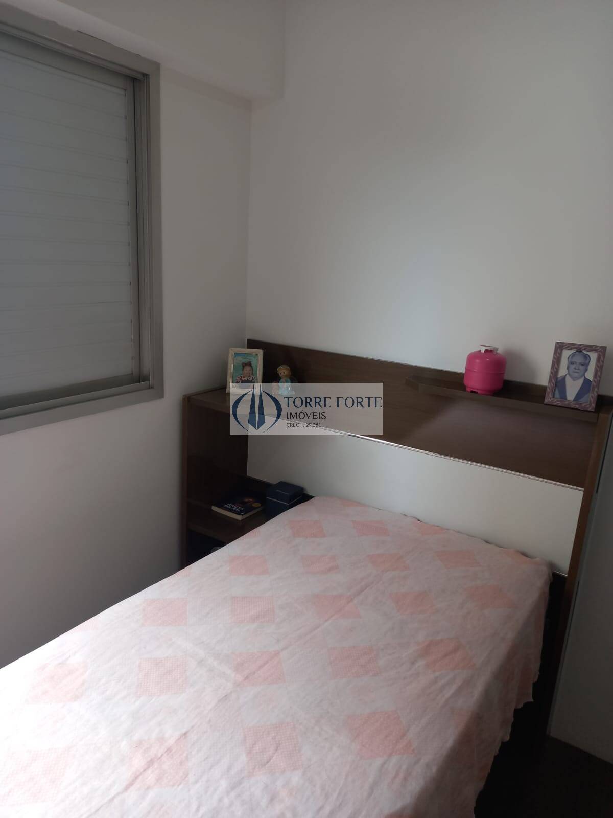 Apartamento à venda com 3 quartos, 75m² - Foto 9