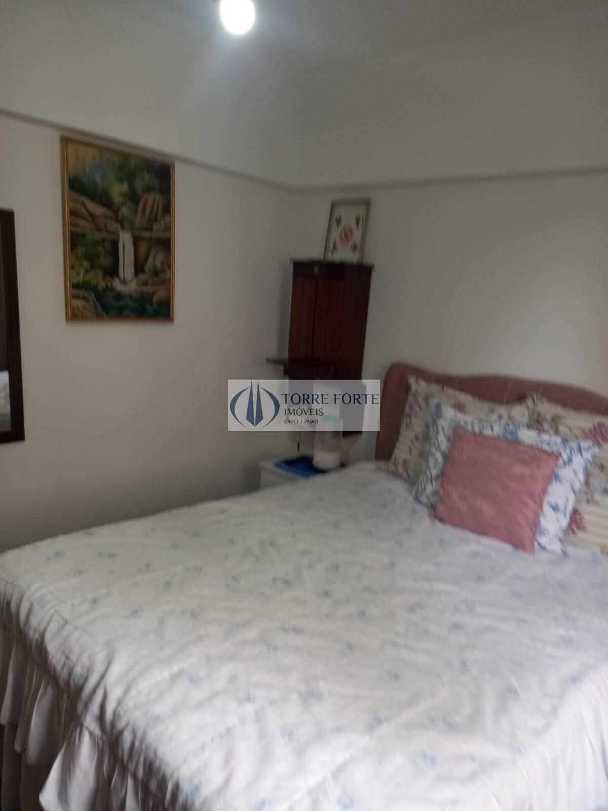 Apartamento à venda com 3 quartos, 75m² - Foto 11