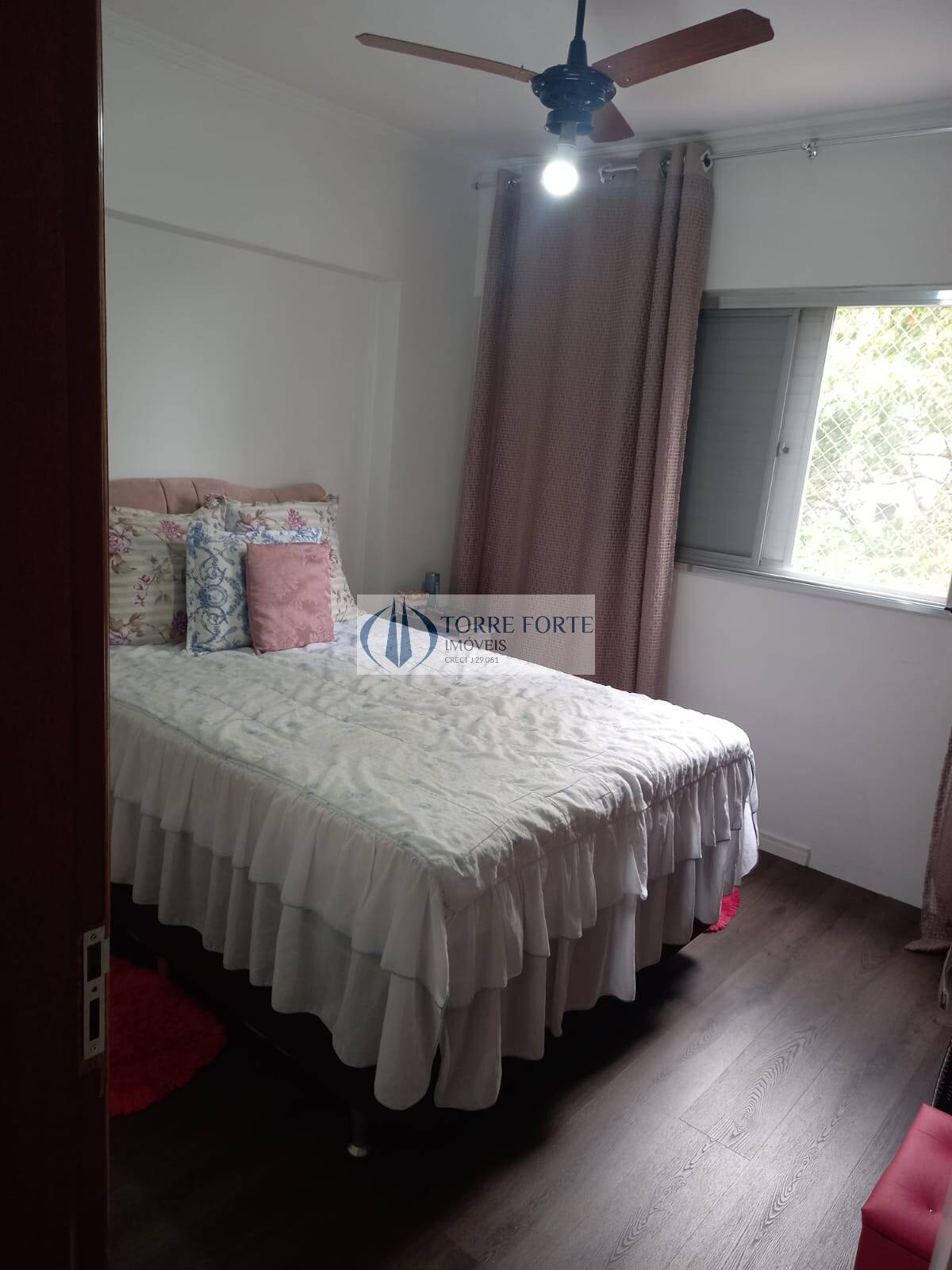 Apartamento à venda com 3 quartos, 75m² - Foto 13