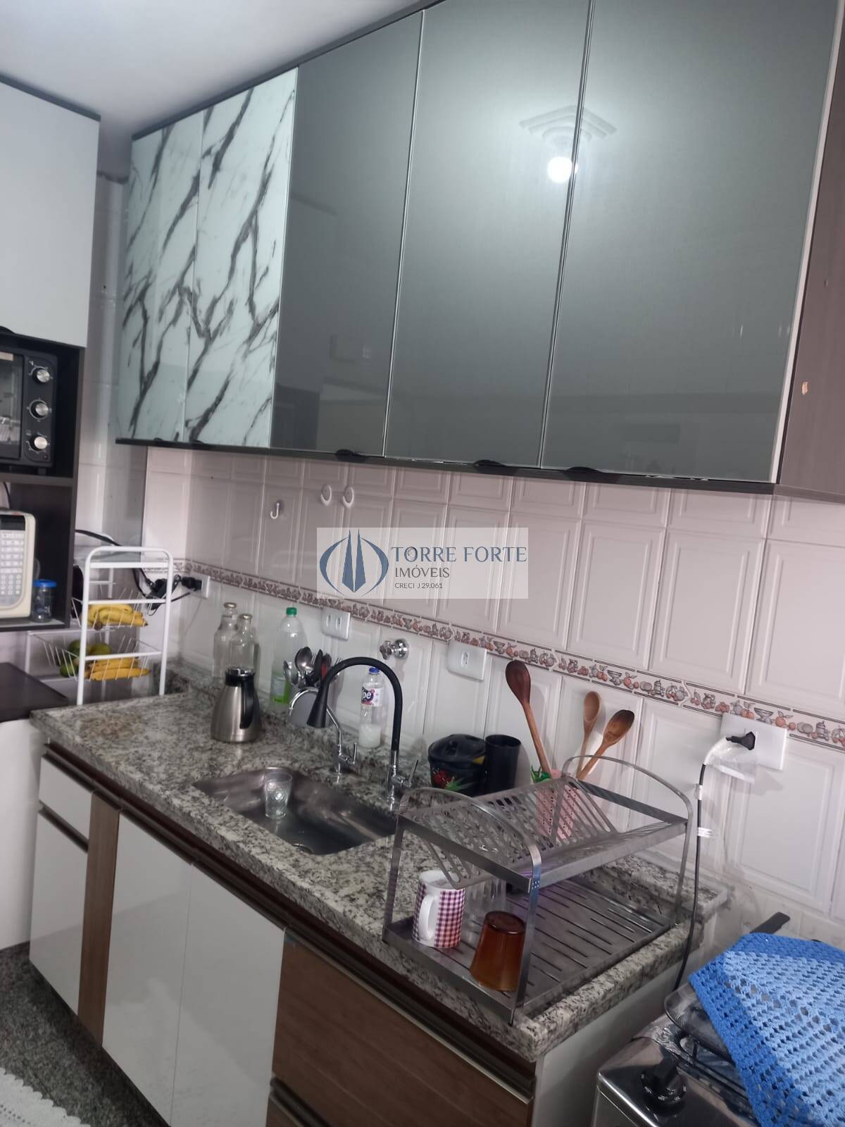 Apartamento à venda com 3 quartos, 75m² - Foto 20