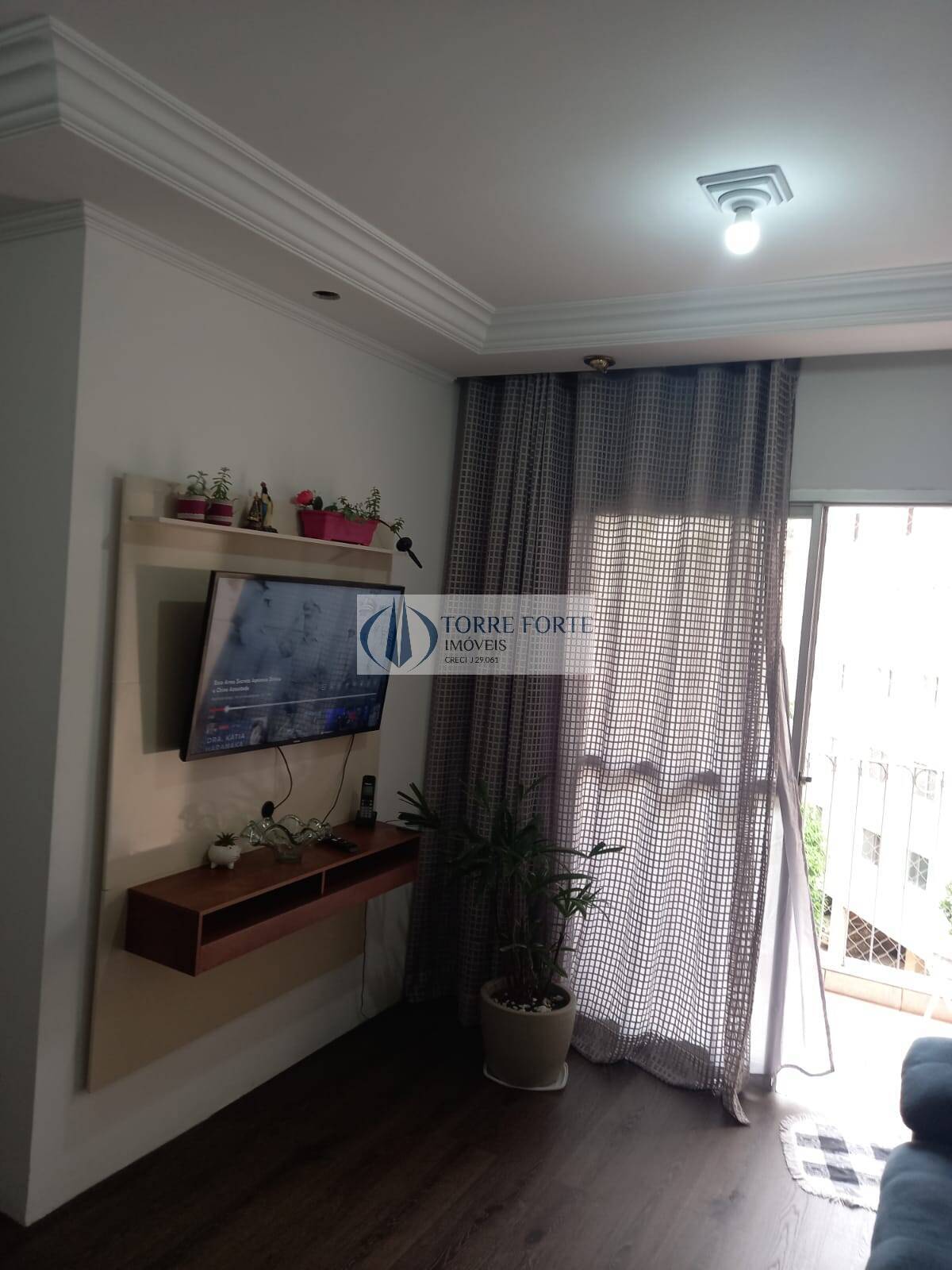 Apartamento à venda com 3 quartos, 75m² - Foto 26