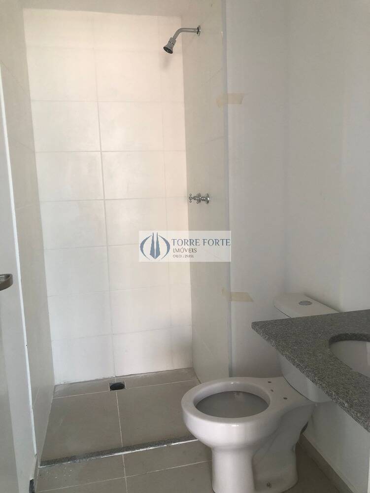 Apartamento à venda com 2 quartos, 42m² - Foto 2