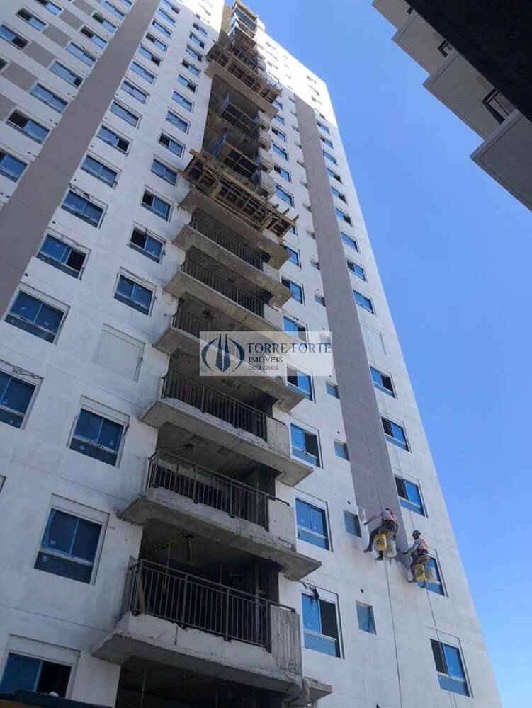 Apartamento à venda com 2 quartos, 42m² - Foto 6