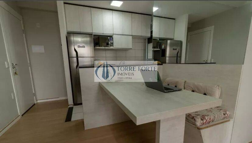 Apartamento à venda com 2 quartos, 46m² - Foto 3