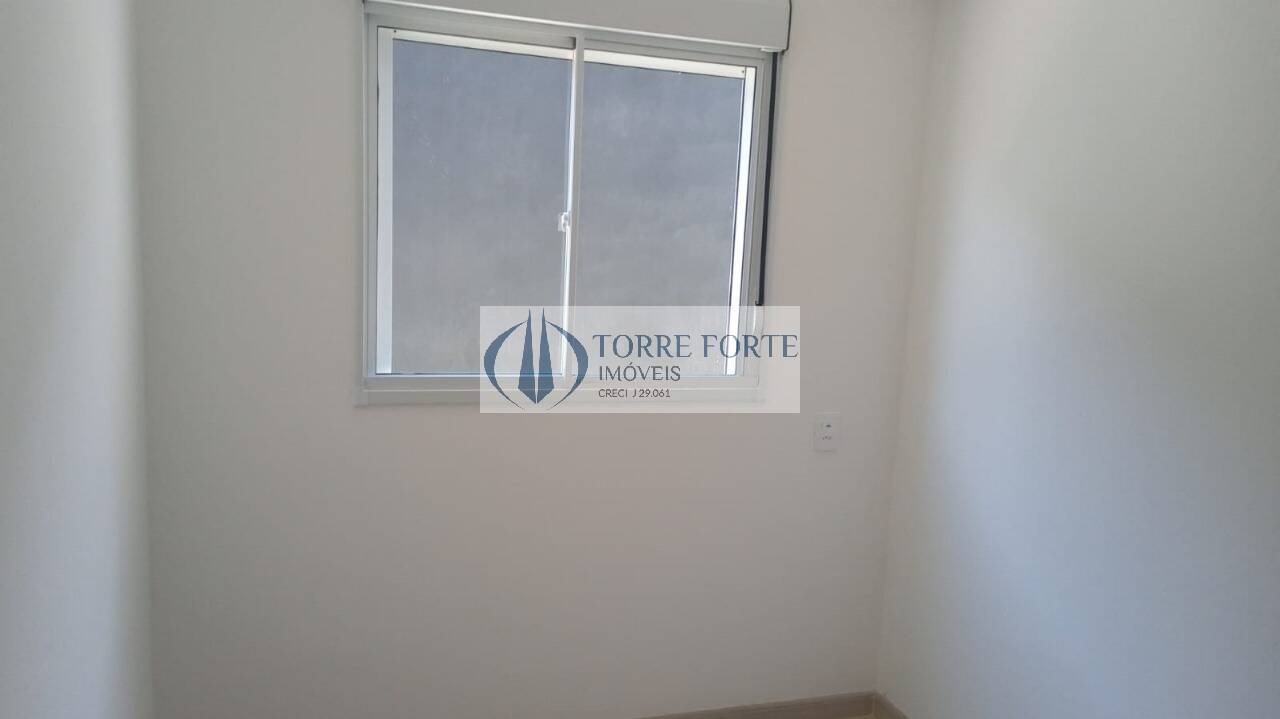 Apartamento à venda com 2 quartos, 42m² - Foto 9