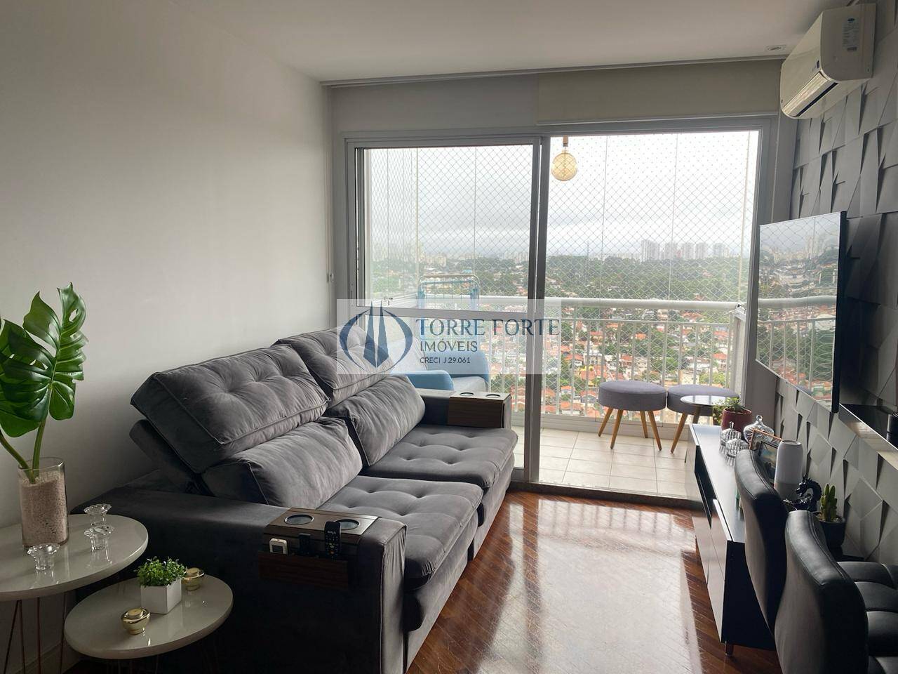 Apartamento à venda com 2 quartos, 64m² - Foto 3