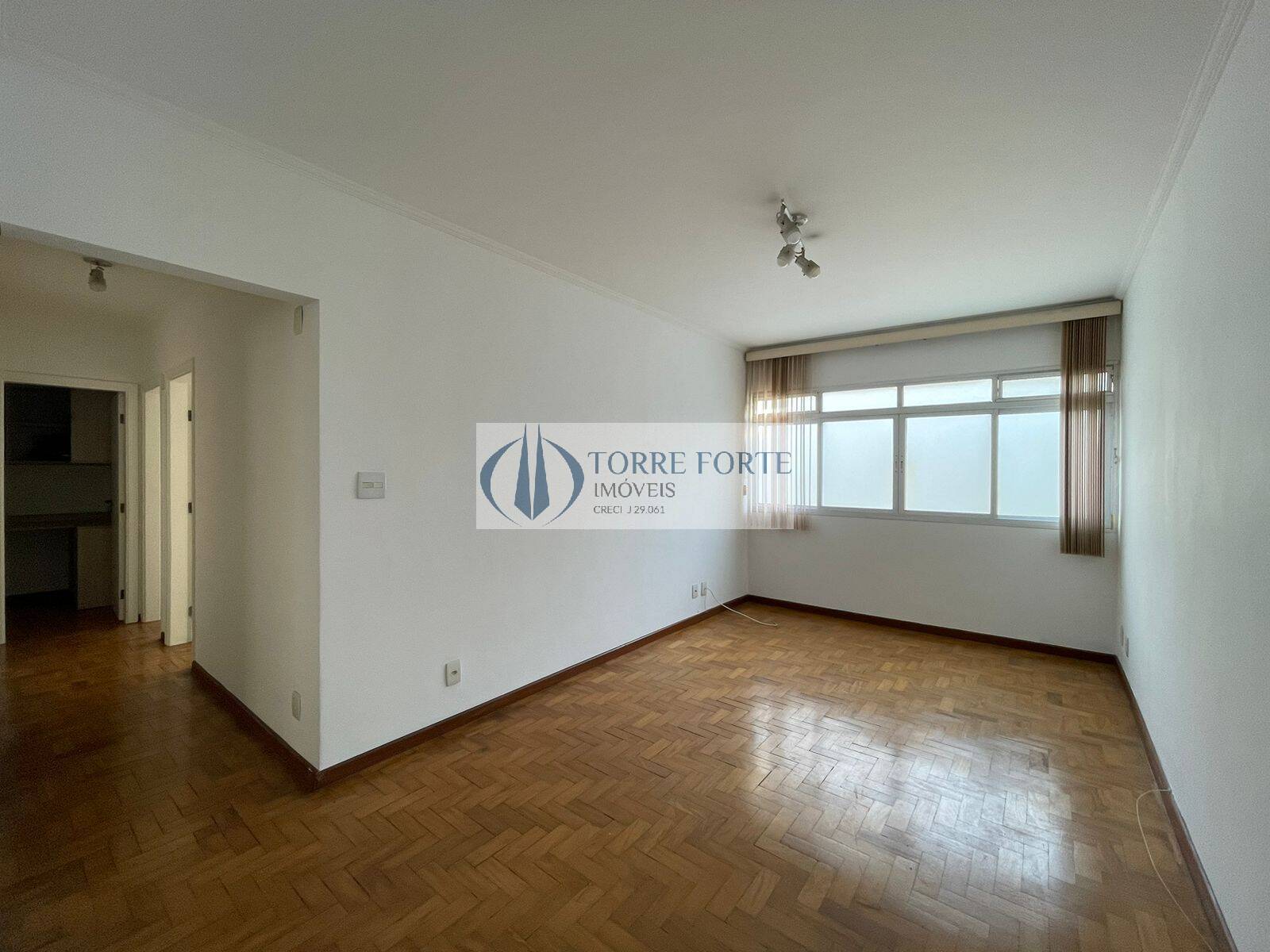 Apartamento à venda com 3 quartos, 84m² - Foto 1