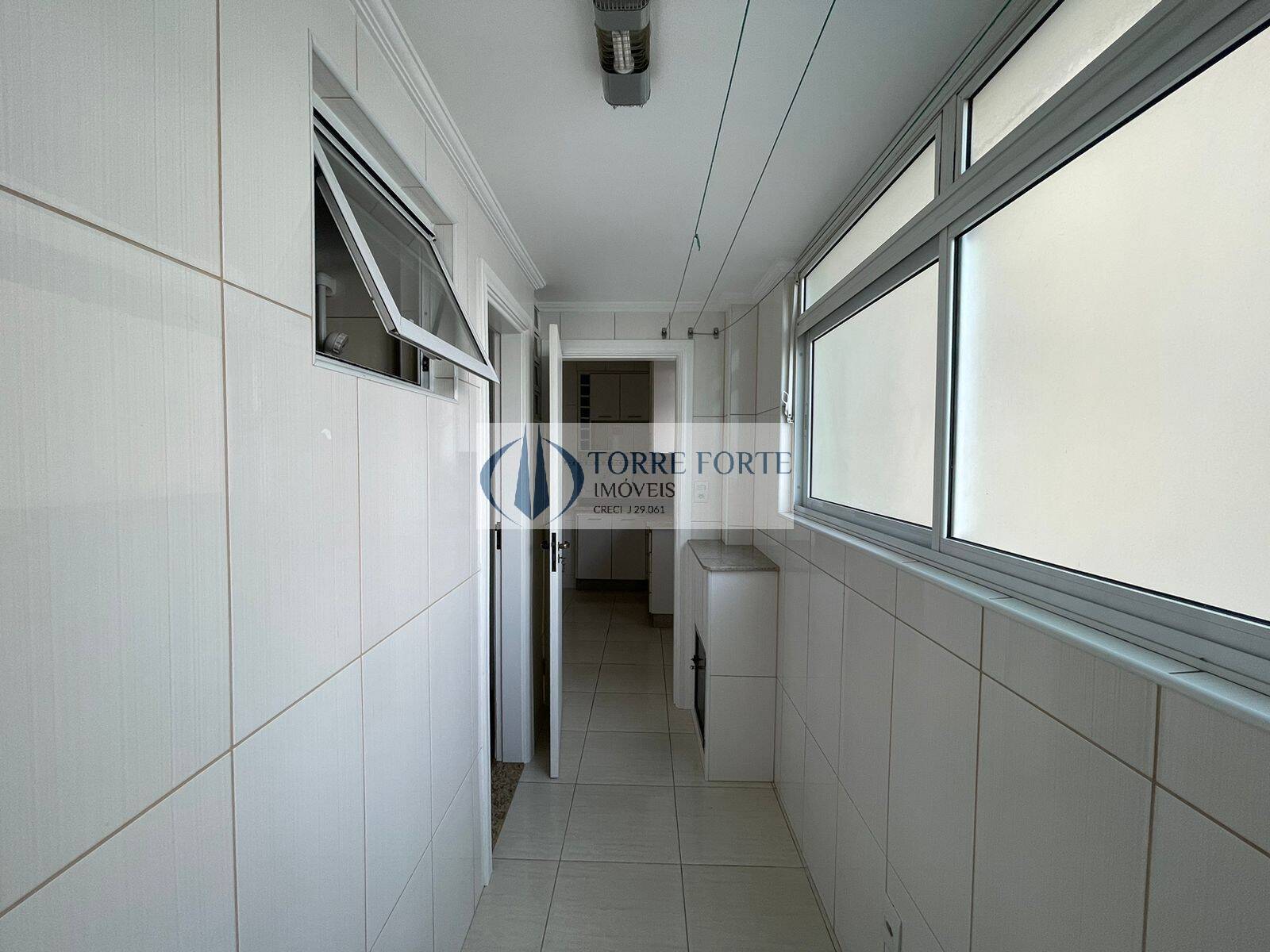 Apartamento à venda com 3 quartos, 84m² - Foto 13