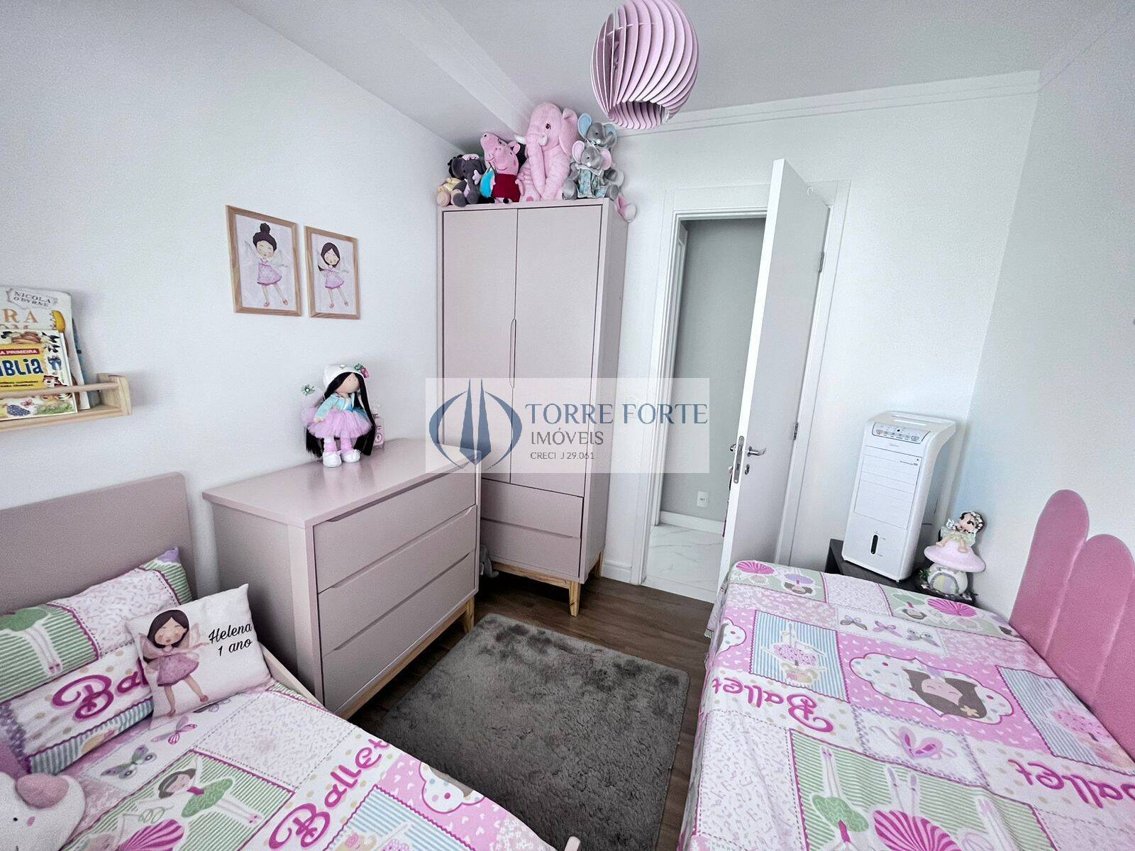 Apartamento à venda com 2 quartos, 65m² - Foto 24