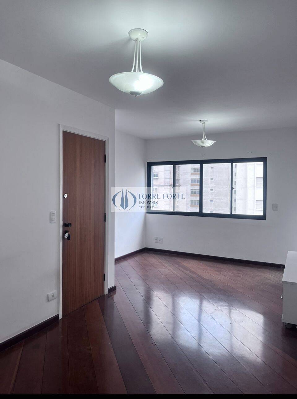 Apartamento à venda com 3 quartos, 73m² - Foto 1