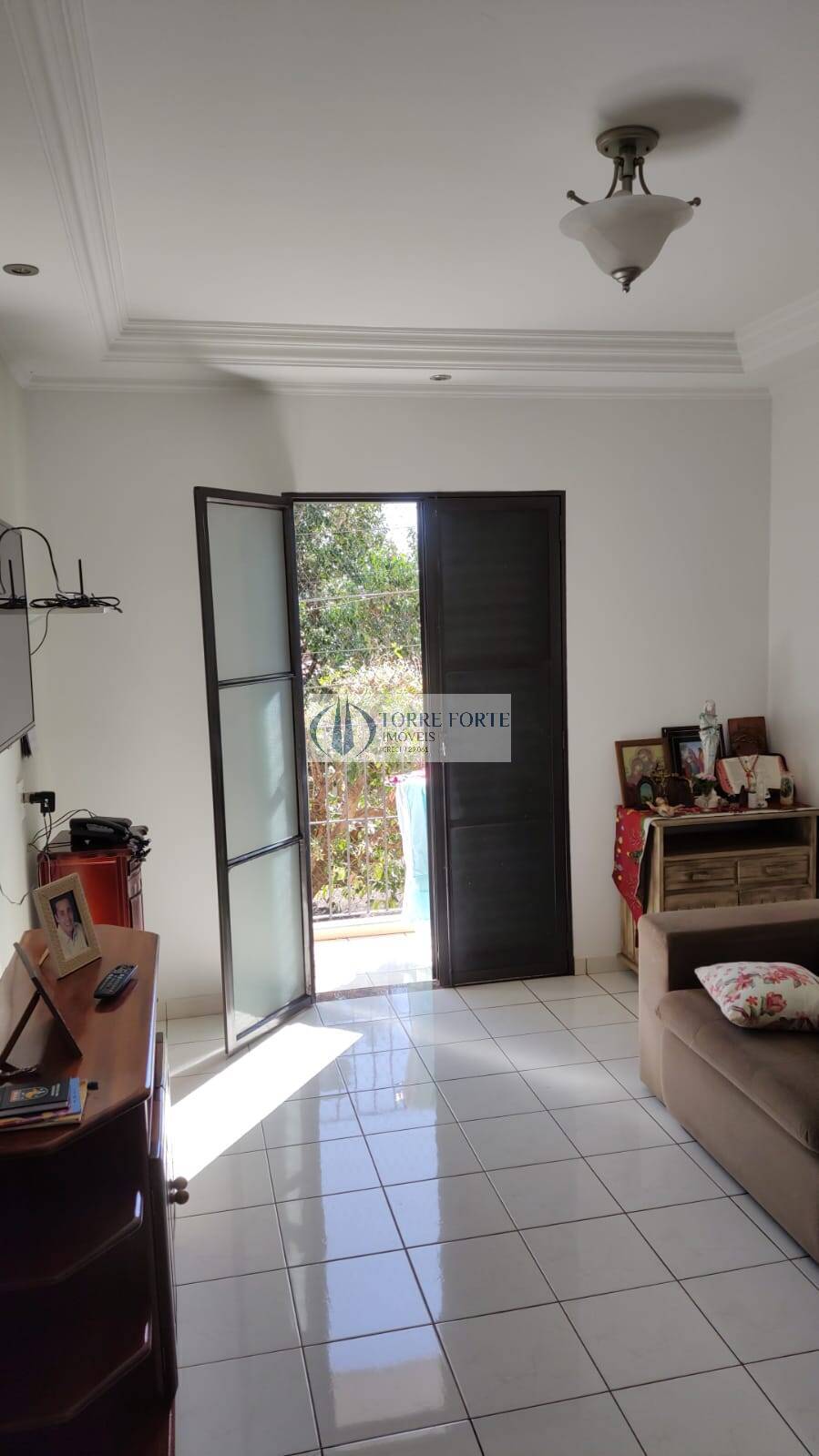 Apartamento à venda com 2 quartos, 100m² - Foto 3