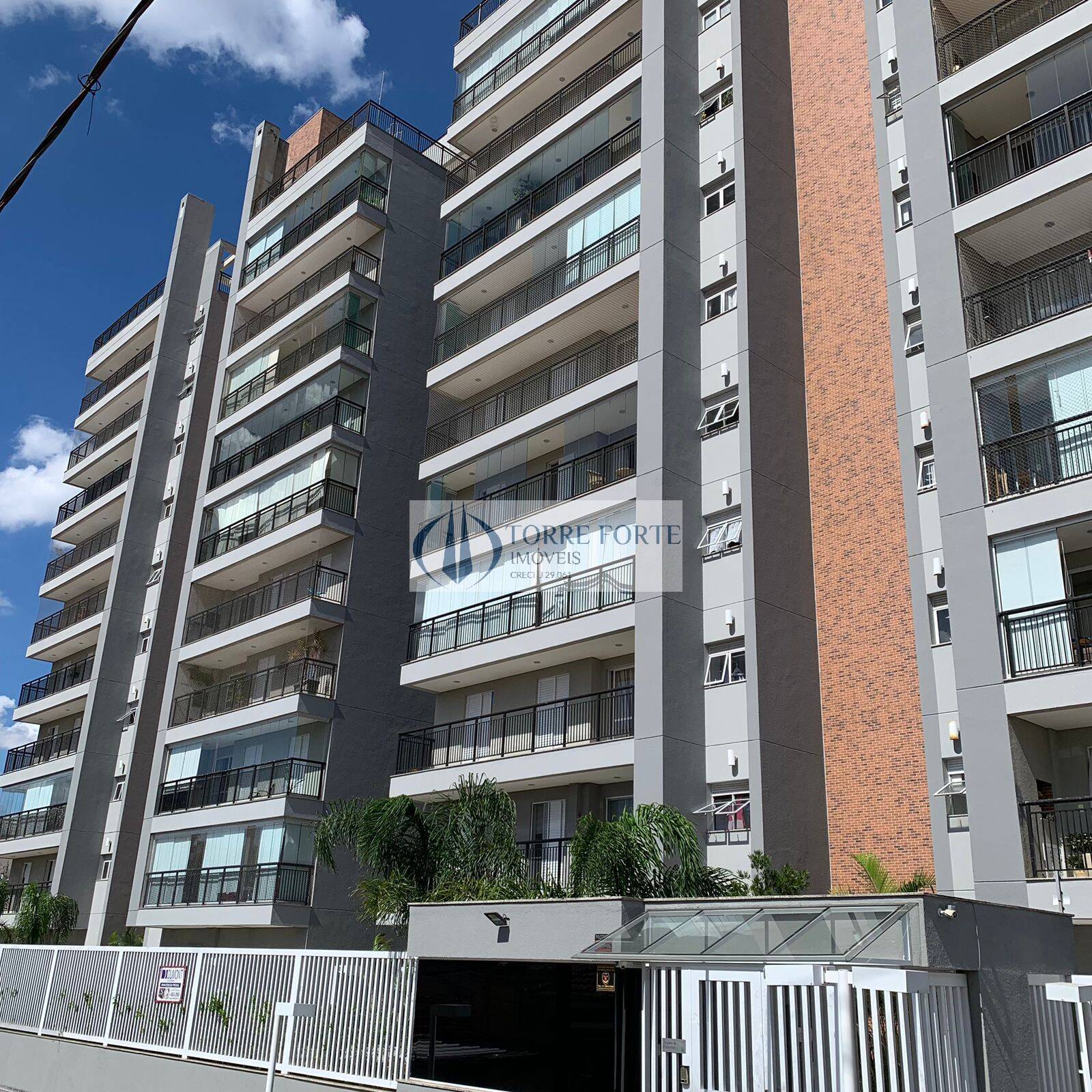 Apartamento à venda com 2 quartos, 72m² - Foto 1