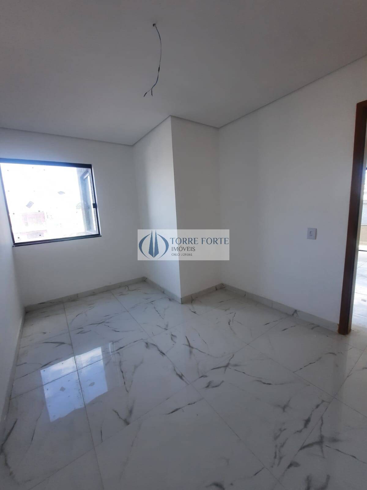 Apartamento à venda com 2 quartos, 64m² - Foto 9