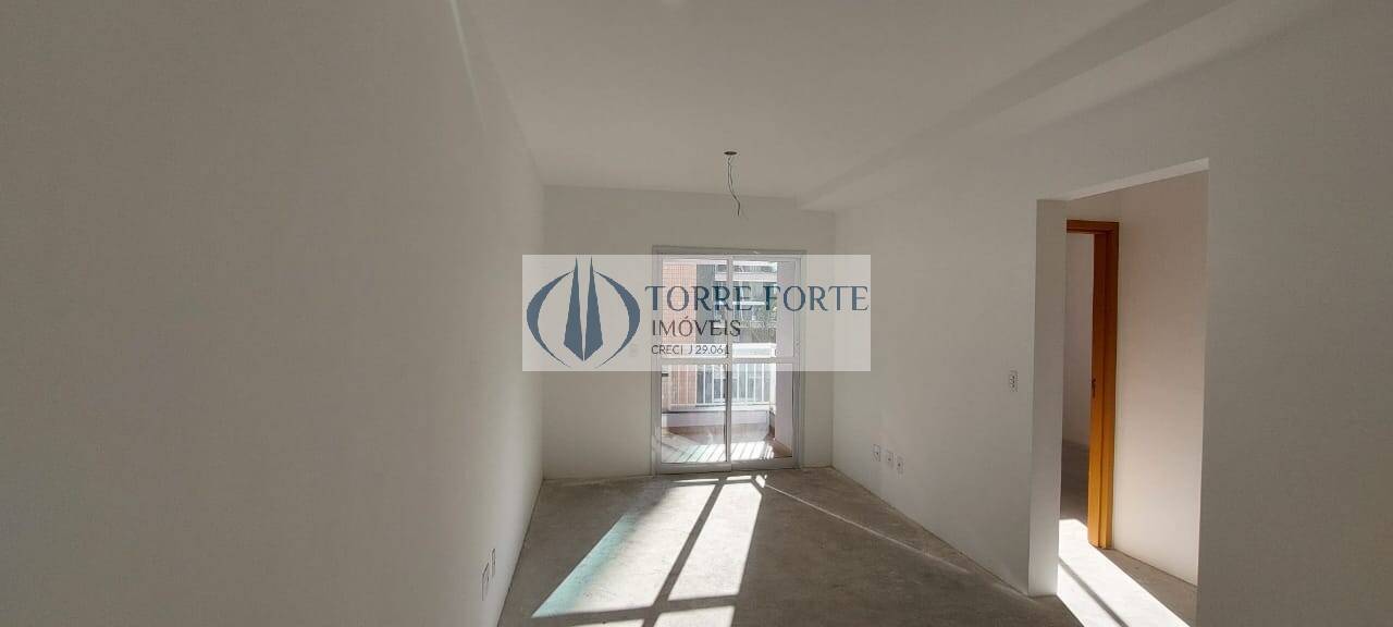 Apartamento à venda com 2 quartos, 68m² - Foto 2