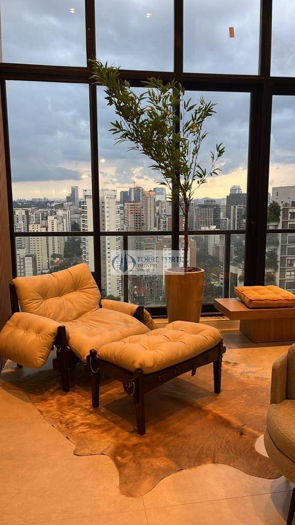 Apartamento à venda com 3 quartos, 215m² - Foto 18