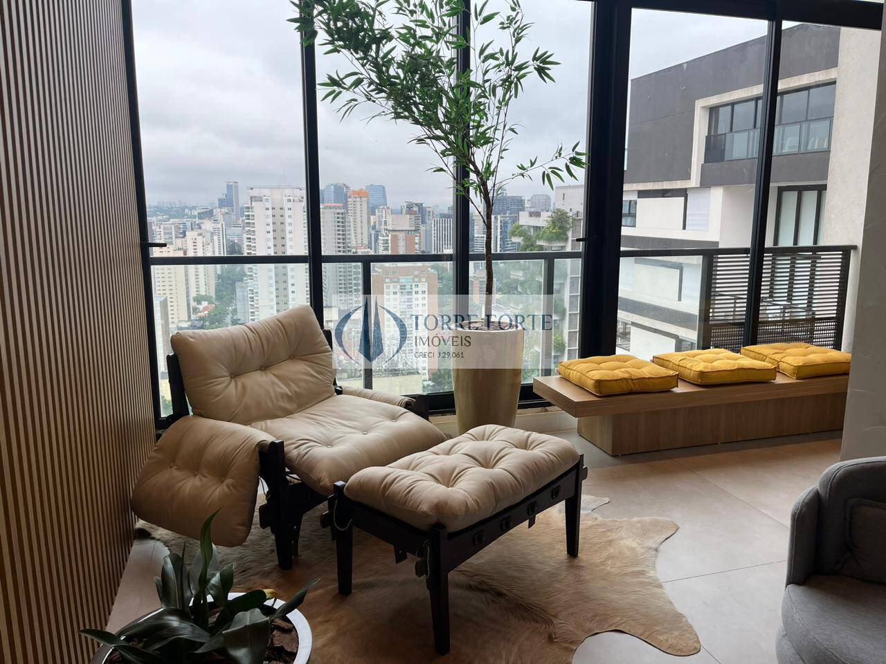 Apartamento à venda com 3 quartos, 215m² - Foto 35