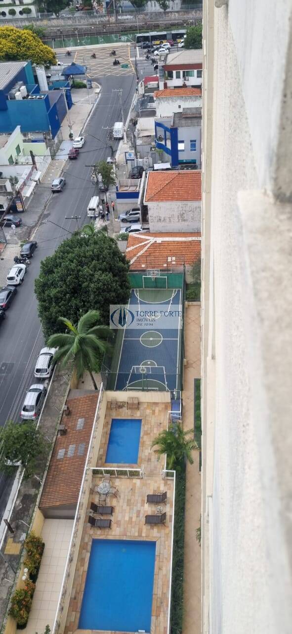 Apartamento à venda com 3 quartos, 70m² - Foto 27